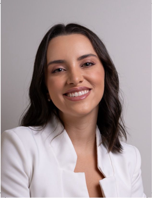Julia Silveira Vasconcellos Schmitt
